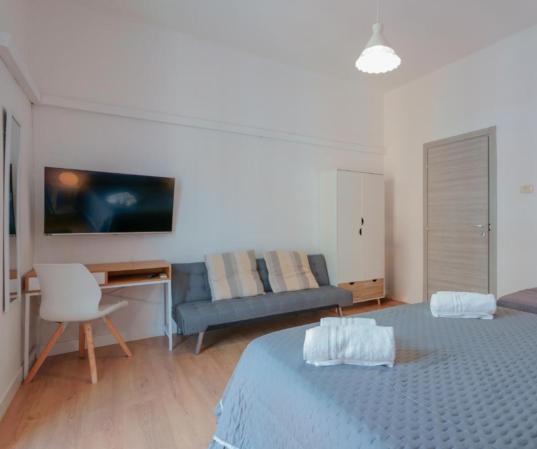 קליארי Bissenti Rooms - Eja Sardinia מראה חיצוני תמונה